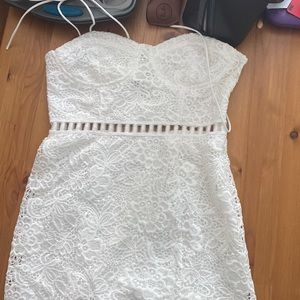 F21 WHITE LACE DRESS